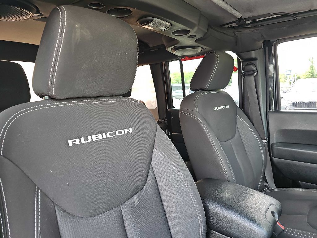 Used 2014 Jeep Wrangler Unlimited Rubicon w/ Connectivity Group AWD/4WD image 52