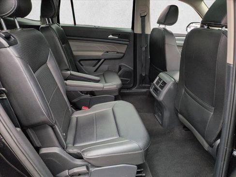 Used 2022 Volkswagen Atlas SEL R-Line image 22