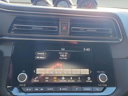 Used 2024 Nissan Z Sport w/ Floor Mat Package image 15