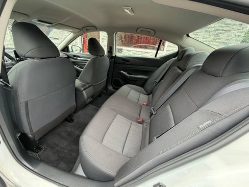 Used 2023 Nissan Altima 2.5 SV AWD/4WD image 15