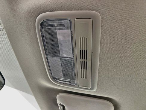 Used 2022 Honda HR-V LX image 14