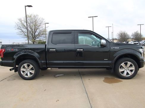 Used 2015 Ford F150 Platinum w/ Equipment Group 701A Luxury image 4