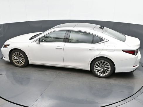 Used 2021 Lexus ES 350 Ultra Luxury w/ Accessory Package 2 image 47