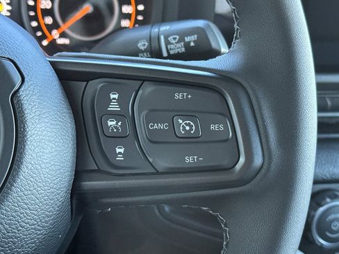 New 2026 Jeep Gladiator Sport image 25