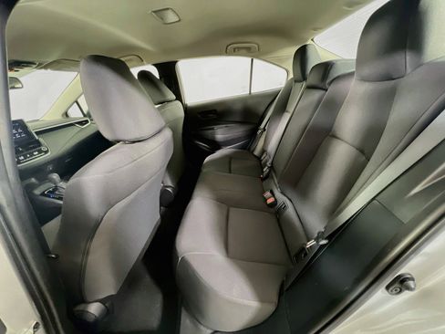 Used 2023 Toyota Corolla LE w/ Carpet Mat Package (TMS) FWD image 22