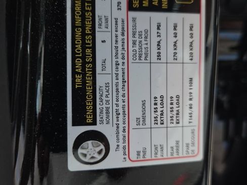 Used 2024 Mercedes-Benz GLC 300 4MATIC image 16