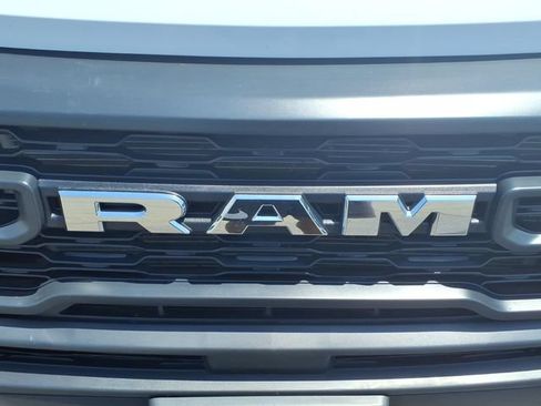 Used 2025 RAM ProMaster 3500 w/ Convenience Group FWD image 12