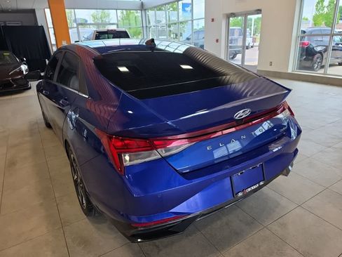 Used 2023 Hyundai Elantra Limited FWD image 10