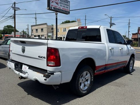 Used 2017 RAM 1500 Classic SLT AWD/4WD image 6