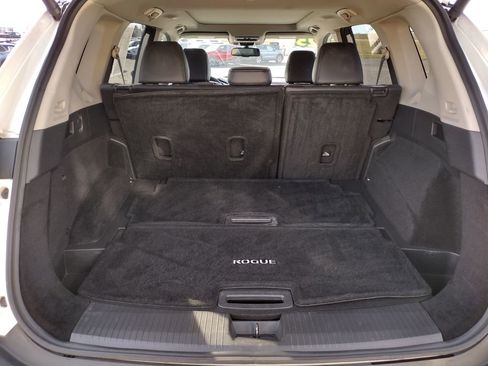 Used 2023 Nissan Rogue Platinum w/ Platinum Premium Package AWD/4WD image 11
