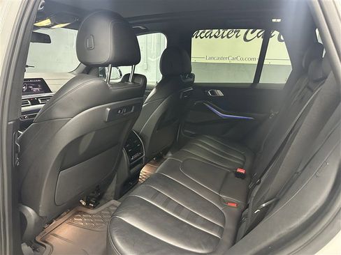 Used 2021 BMW X5 xDrive40i w/ Premium Package image 3