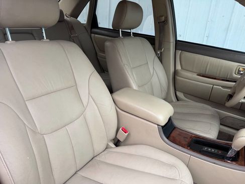 Used 2003 Toyota Avalon XLS image 27