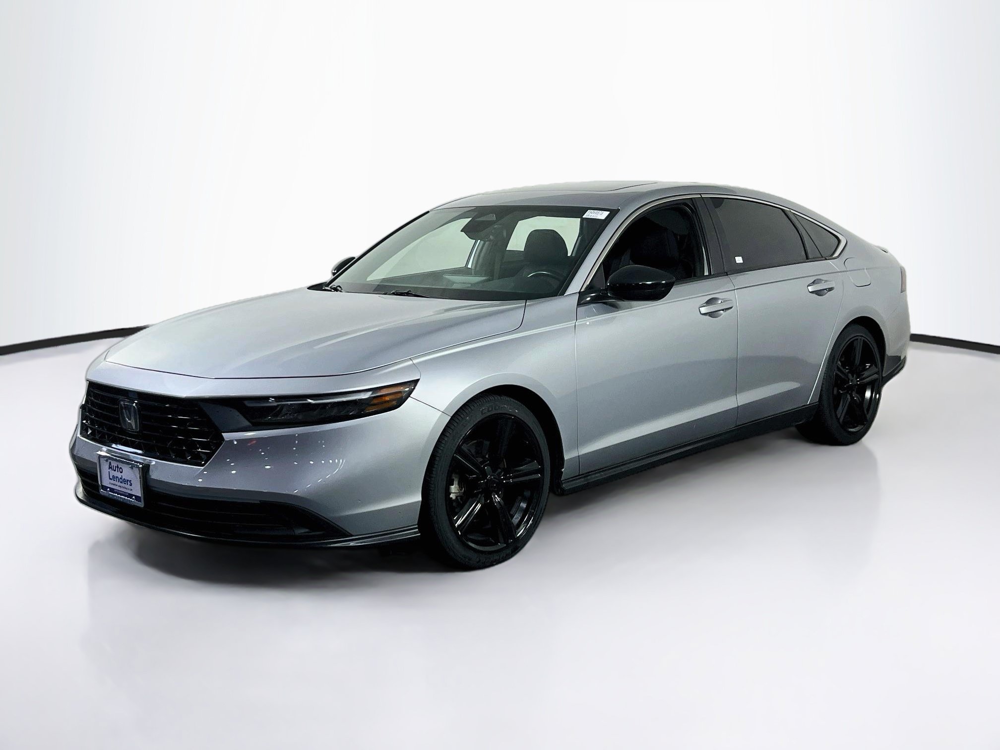 Used 2023 Honda Accord Sport image 1