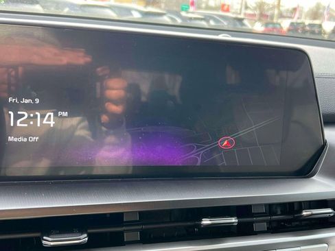 Used 2023 Kia Telluride LX image 25