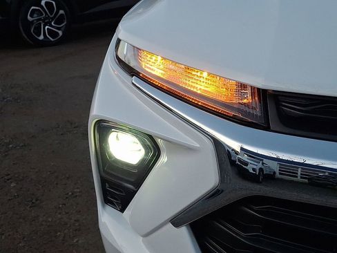 Used 2024 Chevrolet TrailBlazer LS w/ LS Convenience Package image 35