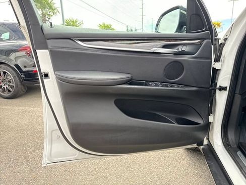 Used 2017 BMW X5 xDrive35i AWD/4WD image 16
