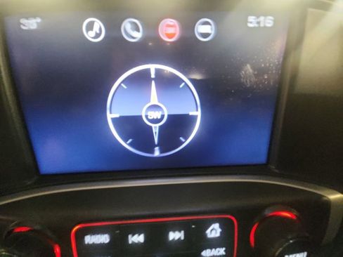 Used 2016 GMC Sierra 1500 SLE w/ SLE Value Package image 19