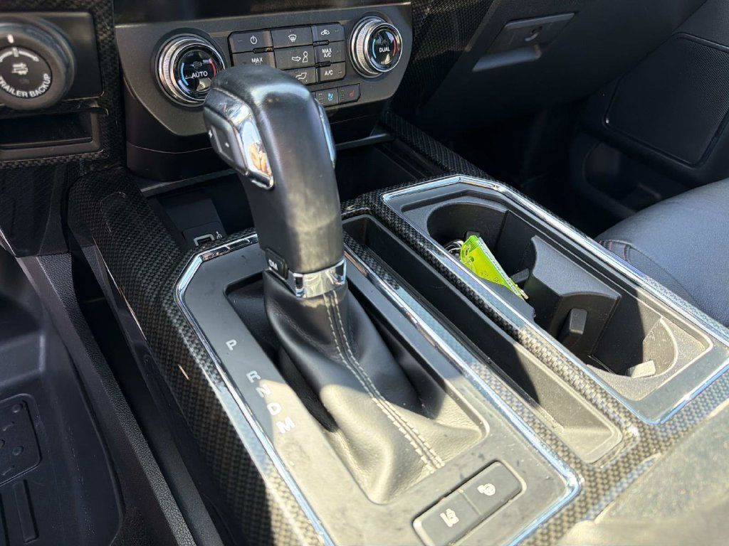 Used 2019 Ford F150 Lariat w/ Equipment Group 502A Luxury AWD/4WD image 34