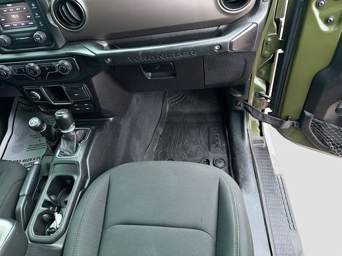 Used 2020 Jeep Wrangler Unlimited Sport image 16