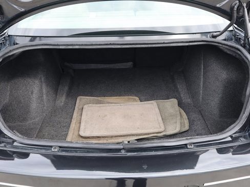 Used 2008 Chrysler 300 Touring RWD image 30