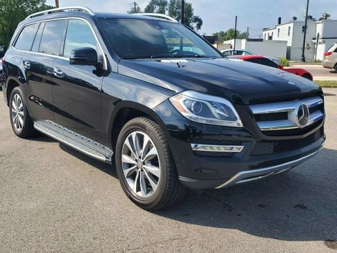 Used 2015 Mercedes-Benz GL 450 4MATIC image 3