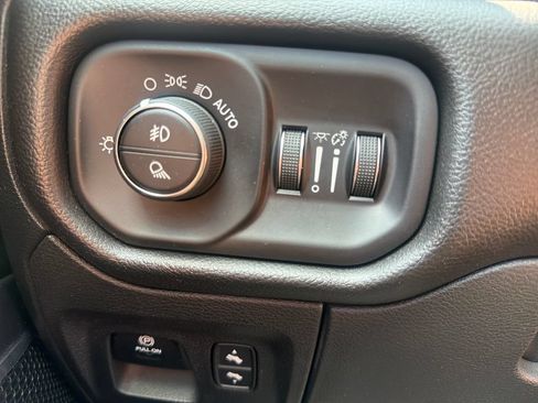 Used 2023 RAM 1500 Laramie AWD/4WD image 21