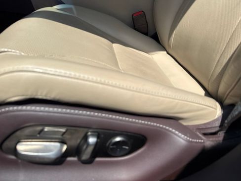 Used 2018 Lexus LS 500 AWD image 20