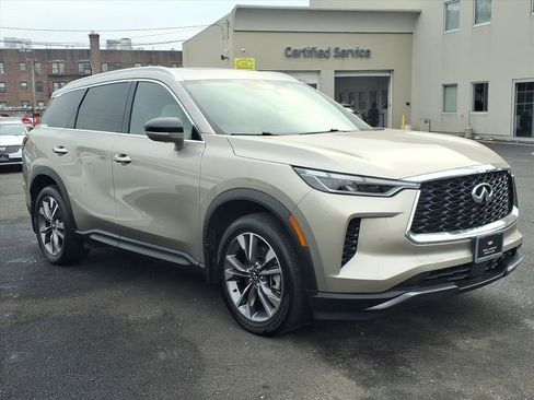 Used 2022 INFINITI QX60 Luxe w/ Cargo Package image 3
