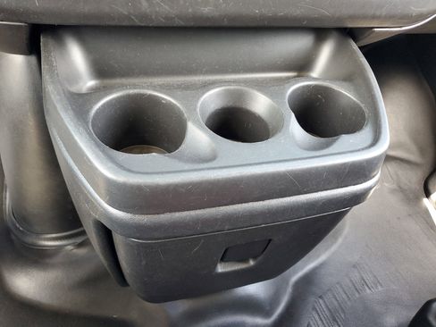 Used 2023 GMC Savana 2500 w/ Driver Convenience Package image 21