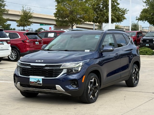 Used 2024 Kia Seltos EX AWD/4WD image 11