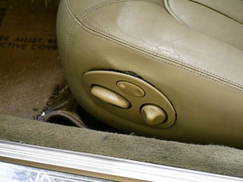 Used 1997 Jaguar XJ6 RWD image 32