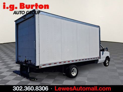 Used 2024 Ford E-450 and Econoline 450 Super Duty w/ Power Windows & Locks Group RWD image 6