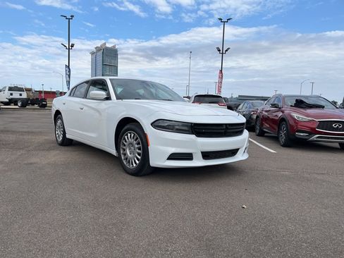 Used 2022 Dodge Charger Police image 9