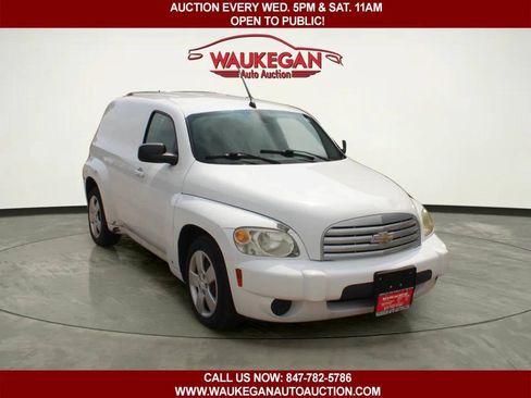 Used 2009 Chevrolet HHR LS FWD image 3