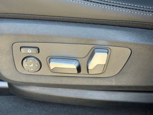 New 2026 BMW X6 xDrive40i image 18