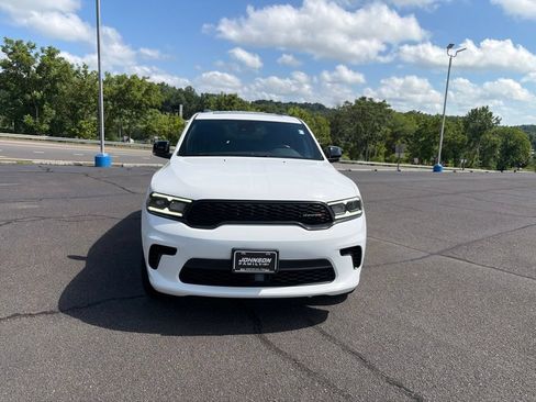 Used 2024 Dodge Durango GT AWD/4WD image 3
