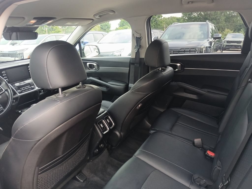 Certified 2021 Kia Sorento S AWD/4WD image 14