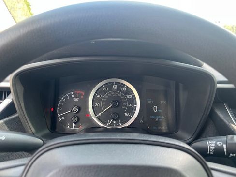 Used 2022 Toyota Corolla LE FWD image 20