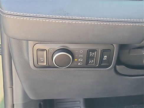 Used 2024 Ford Mustang Mach-E Premium image 23