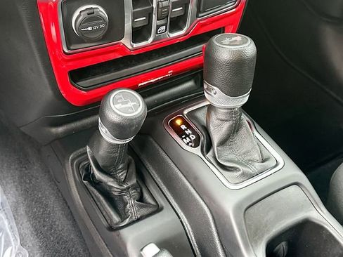 Used 2022 Jeep Wrangler Unlimited Sport S image 16