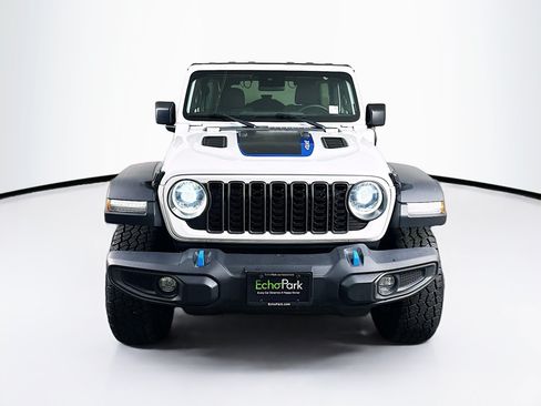 Used 2024 Jeep Wrangler Unlimited Rubicon 4xe AWD/4WD image 2