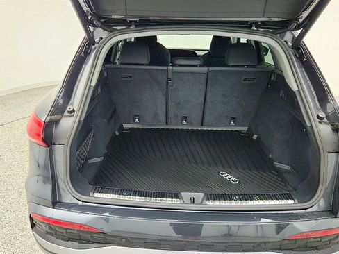 Used 2025 Audi Q5 Premium Plus w/ Premium Plus AWD/4WD image 21
