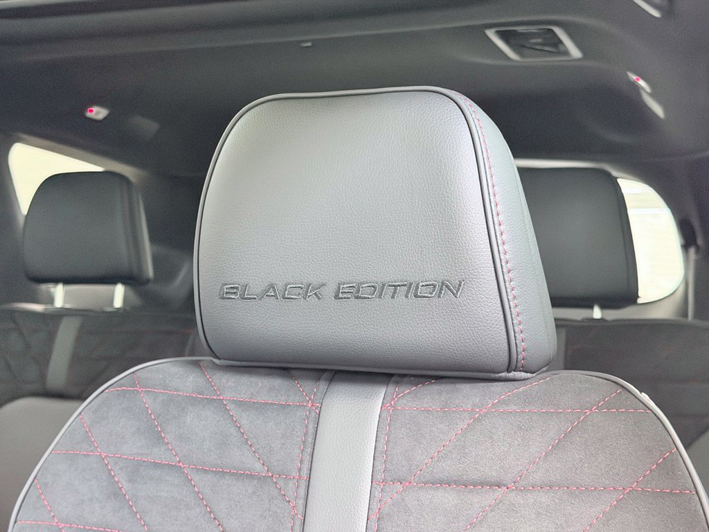 New 2026 Honda Pilot Black Edition image 18