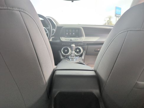 Used 2020 Chevrolet Camaro LT image 31