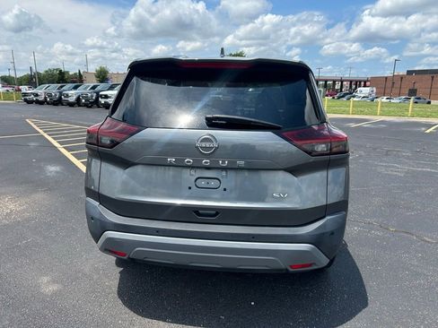 Used 2022 Nissan Rogue SV FWD image 10