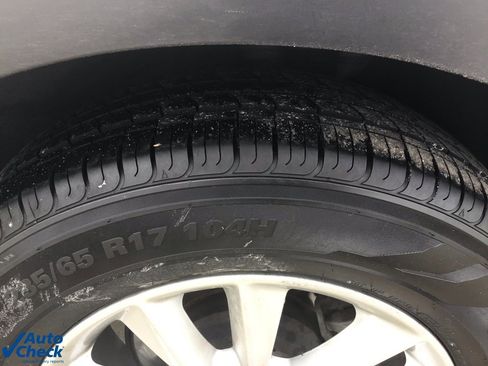 Used 2020 Kia Sorento LX image 44