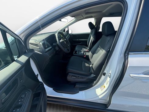 New 2026 Honda Odyssey Elite image 6