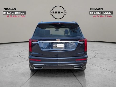 Used 2021 Cadillac XT6 Premium Luxury FWD image 6