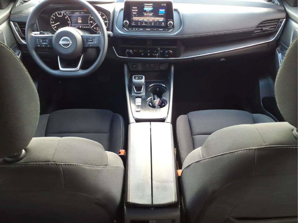Used 2024 Nissan Rogue S FWD image 9