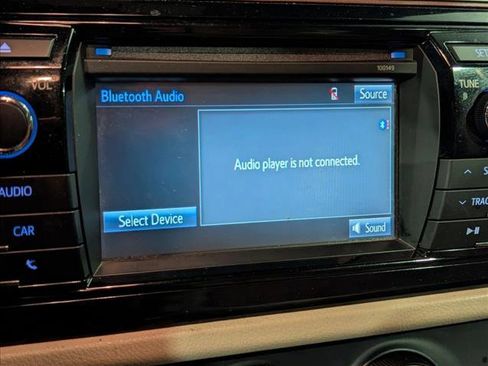 Used 2014 Toyota Corolla LE image 15